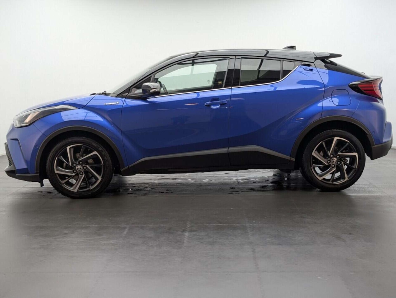 Used Toyota C-HR 2020 for sale - 77713304: Photo 5