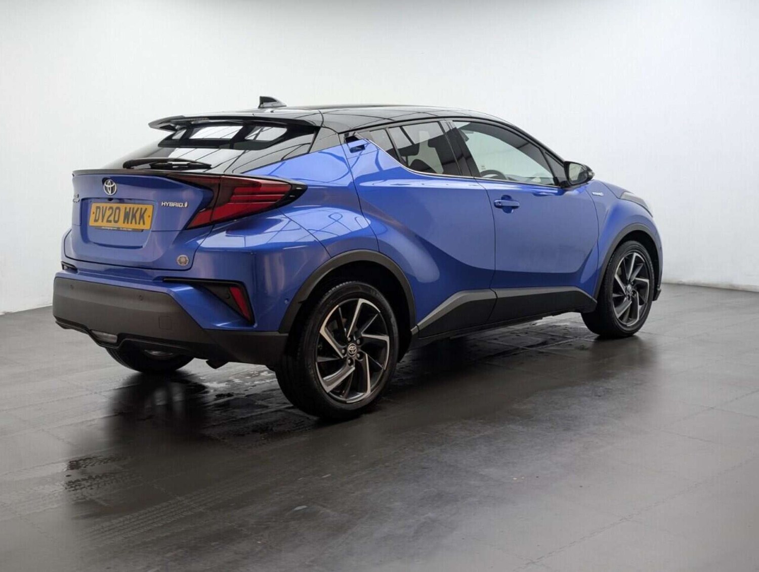Used Toyota C-HR 2020 for sale - 77713304: Photo 8