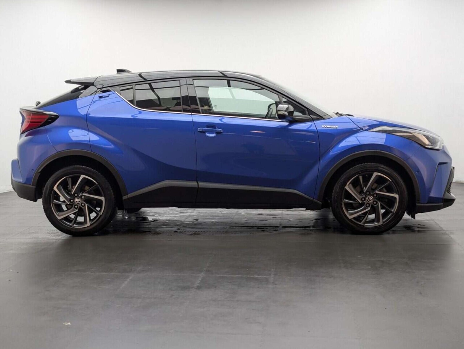 Used Toyota C-HR 2020 for sale - 77713304: Photo 9