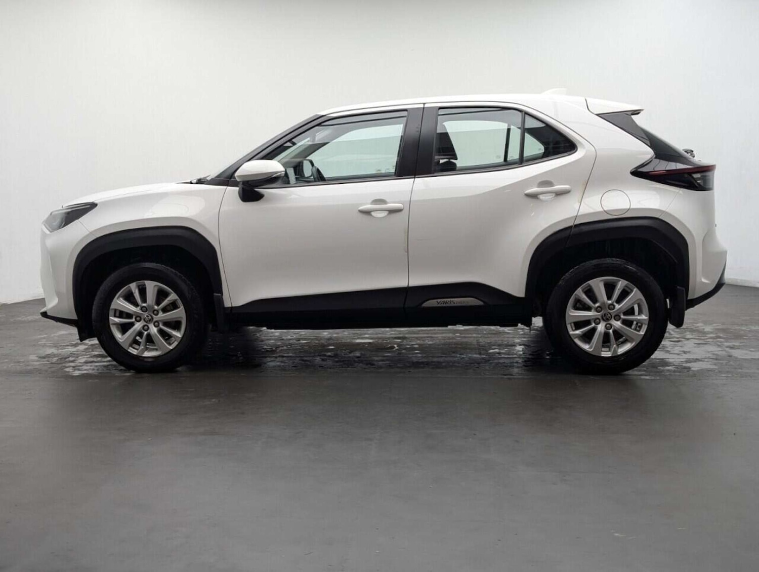 Used Toyota Yaris Cross 2022 for sale - 77714439: Photo 5