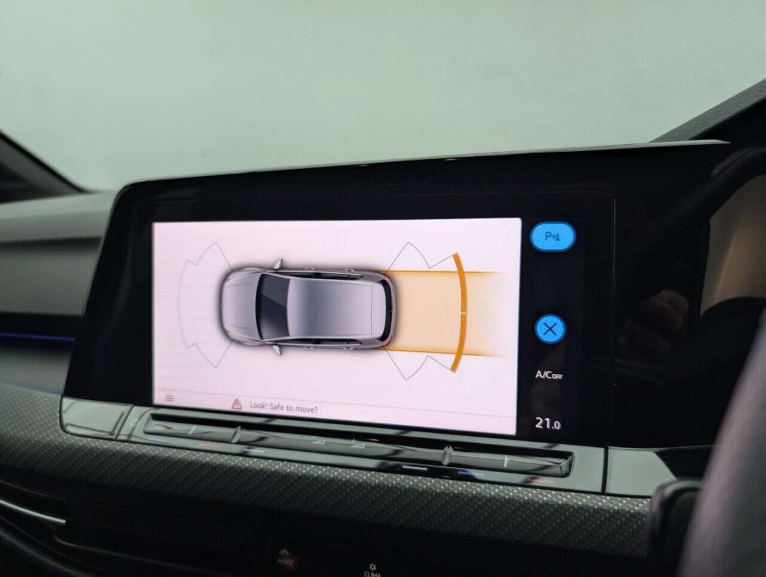 Used Volkswagen Golf 2020 for sale - 77713580: Photo 16