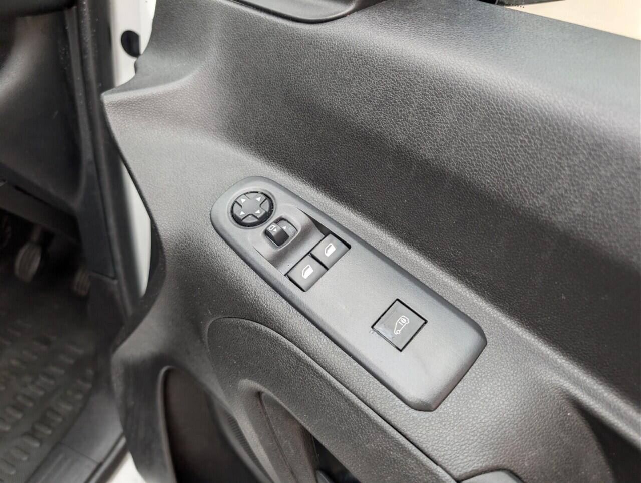 Used Peugeot Partner 2021 for sale - 77202816: Photo 19