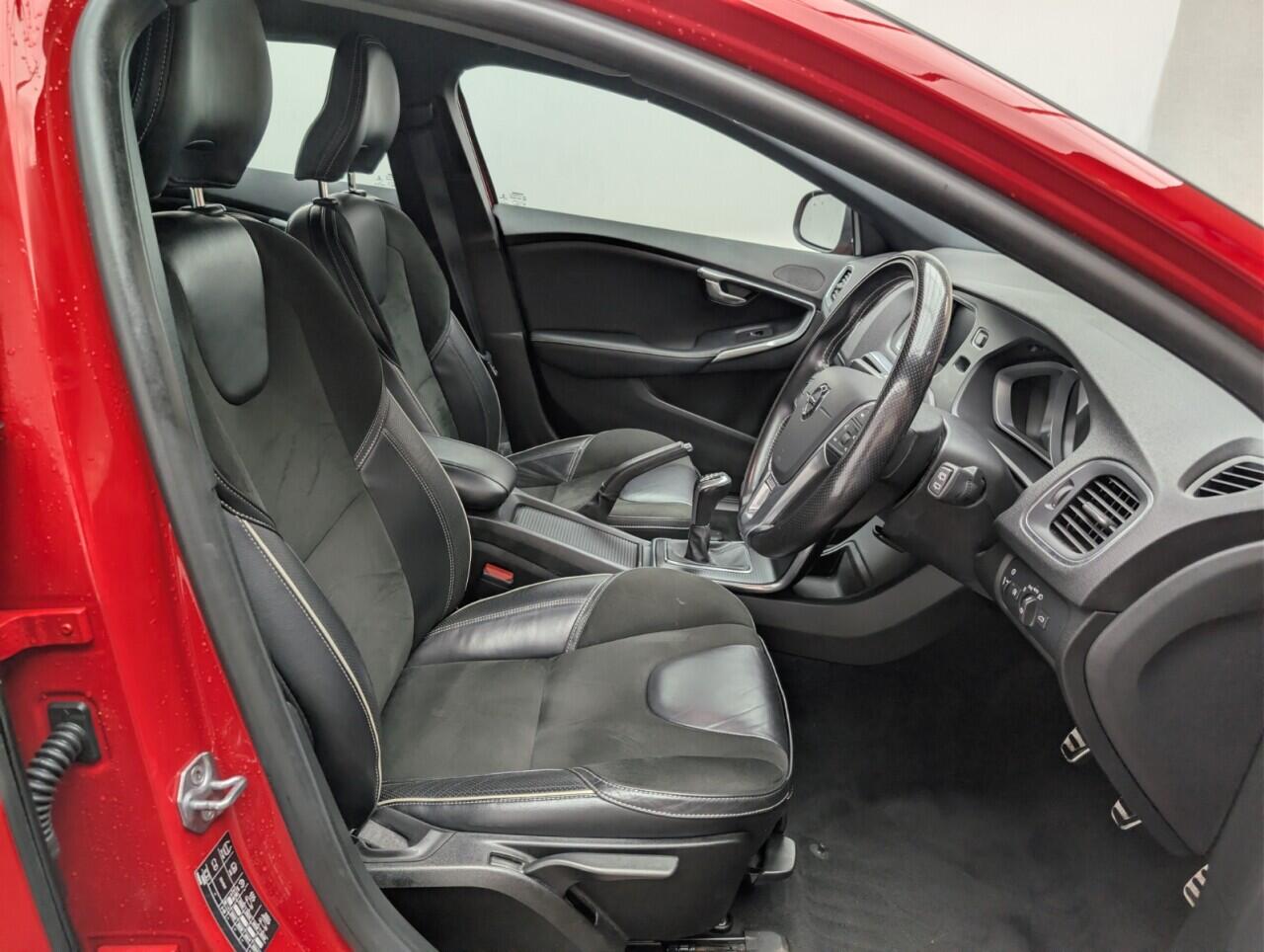 Used Volvo V40 2016 for sale - 76562242: Photo 12