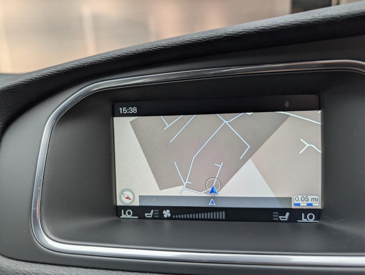 Used Volvo V40 2016 for sale - 76562242: Photo 14