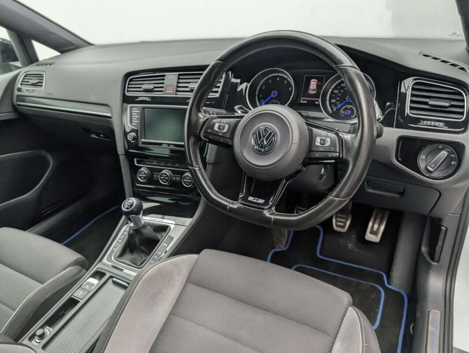 Used Volkswagen Golf 2015 for sale - 77714218: Photo 11