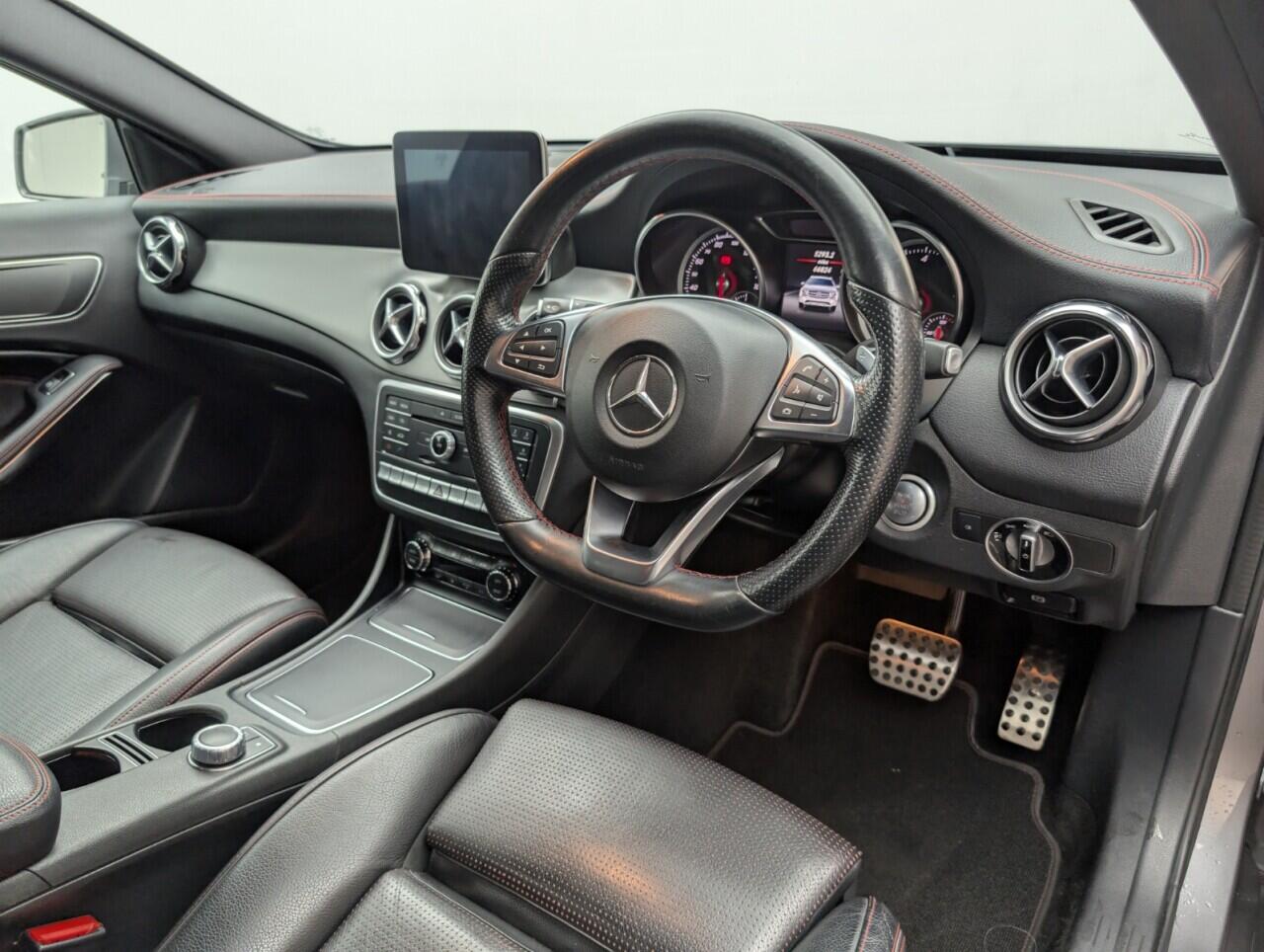 Used Mercedes-Benz GLA 2017 for sale - 76423836: Photo 11