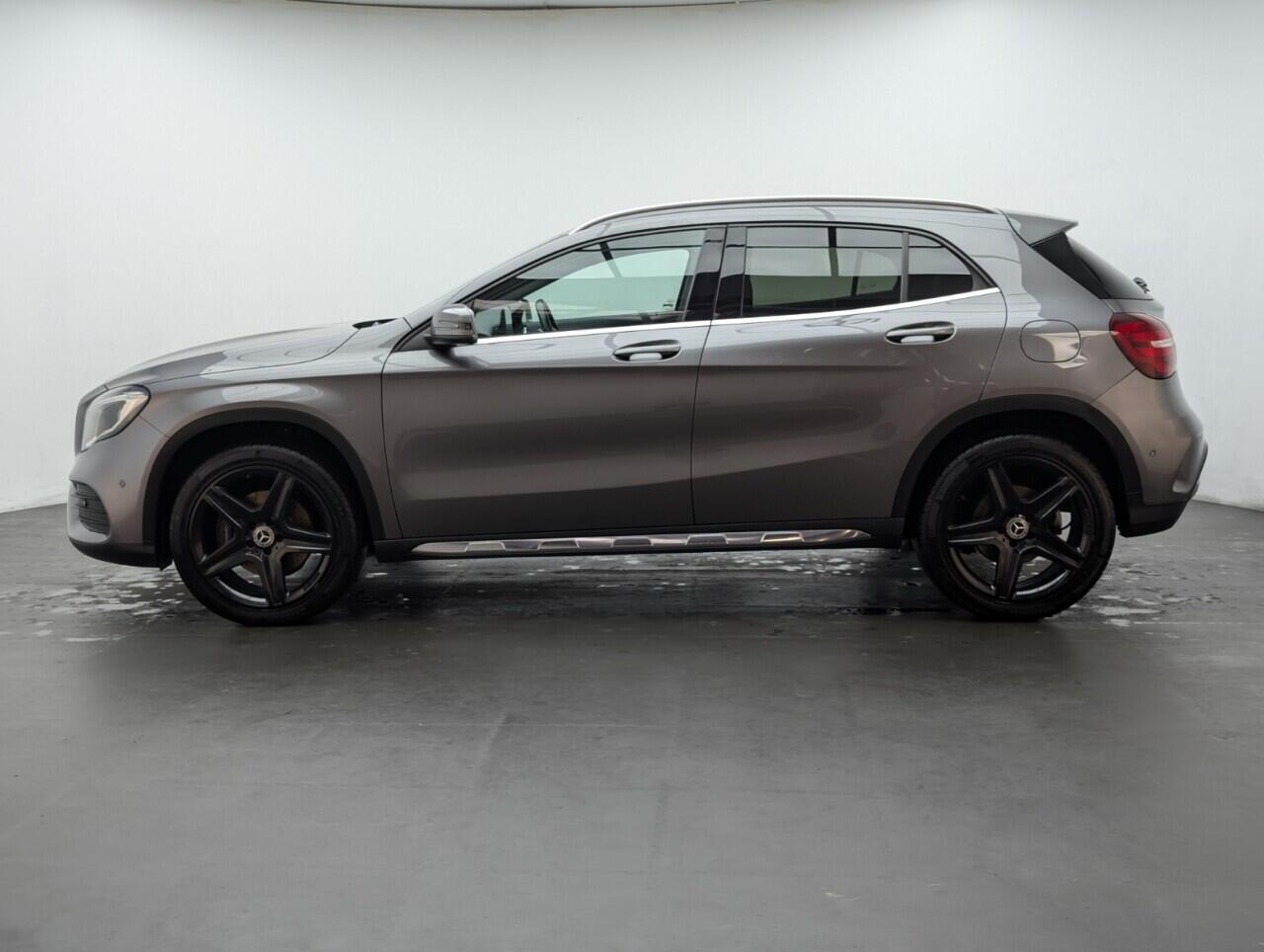 Used Mercedes-Benz GLA 2017 for sale - 76423836: Photo 5