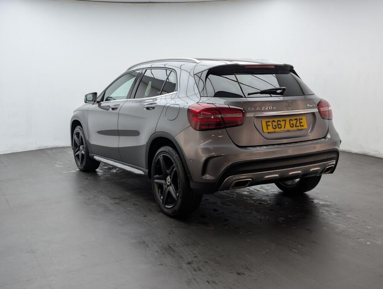 Used Mercedes-Benz GLA 2017 for sale - 76423836: Photo 6
