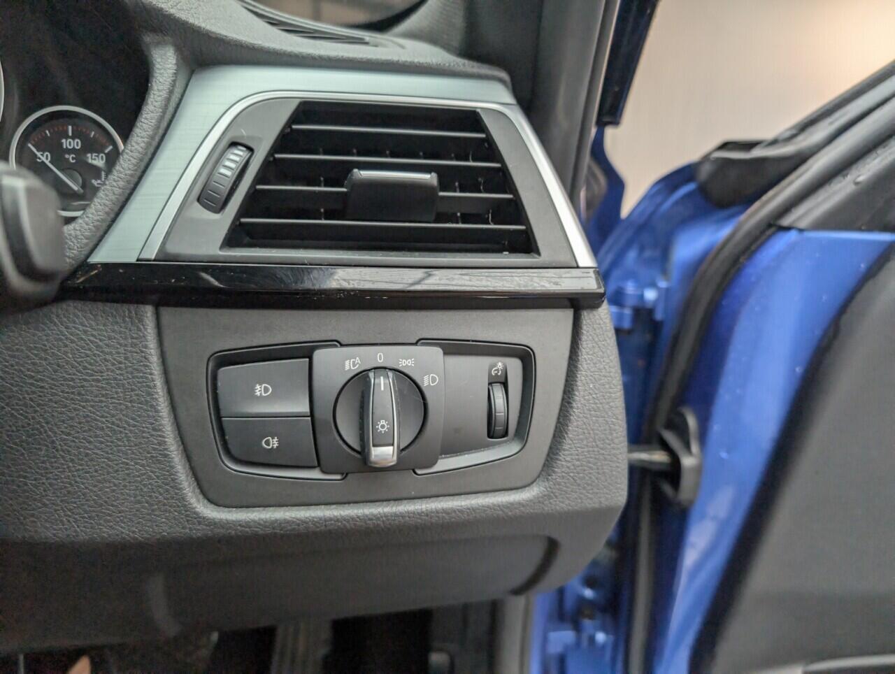 Used BMW 3 Series 2016 for sale - 76424823: Photo 18