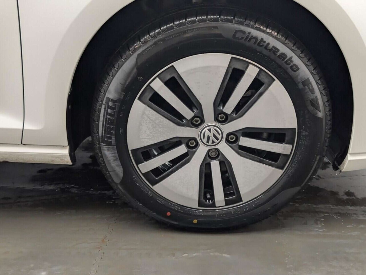 Used Volkswagen Golf 2020 for sale - 77713198: Photo 10