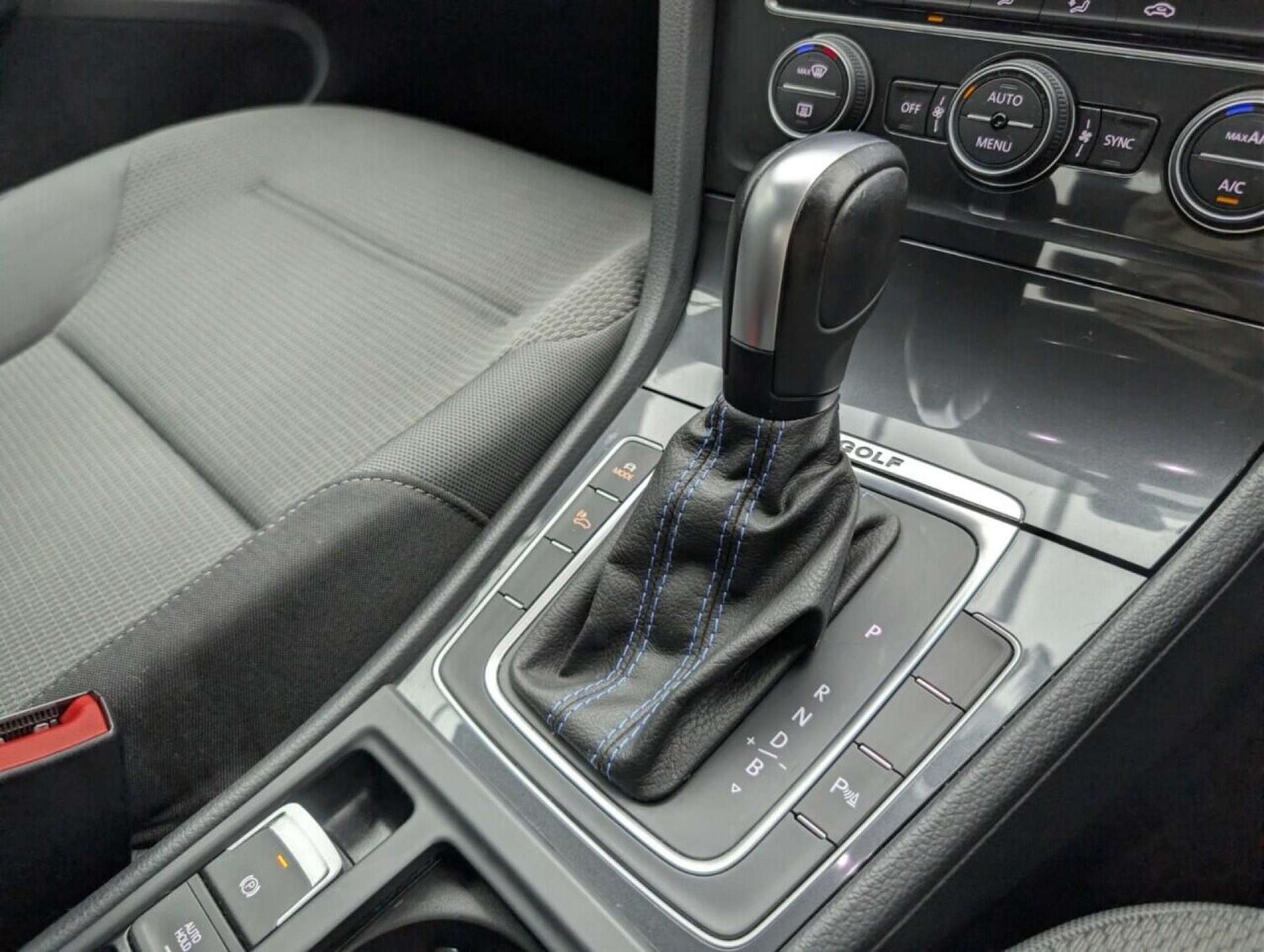 Used Volkswagen Golf 2020 for sale - 77713198: Photo 17