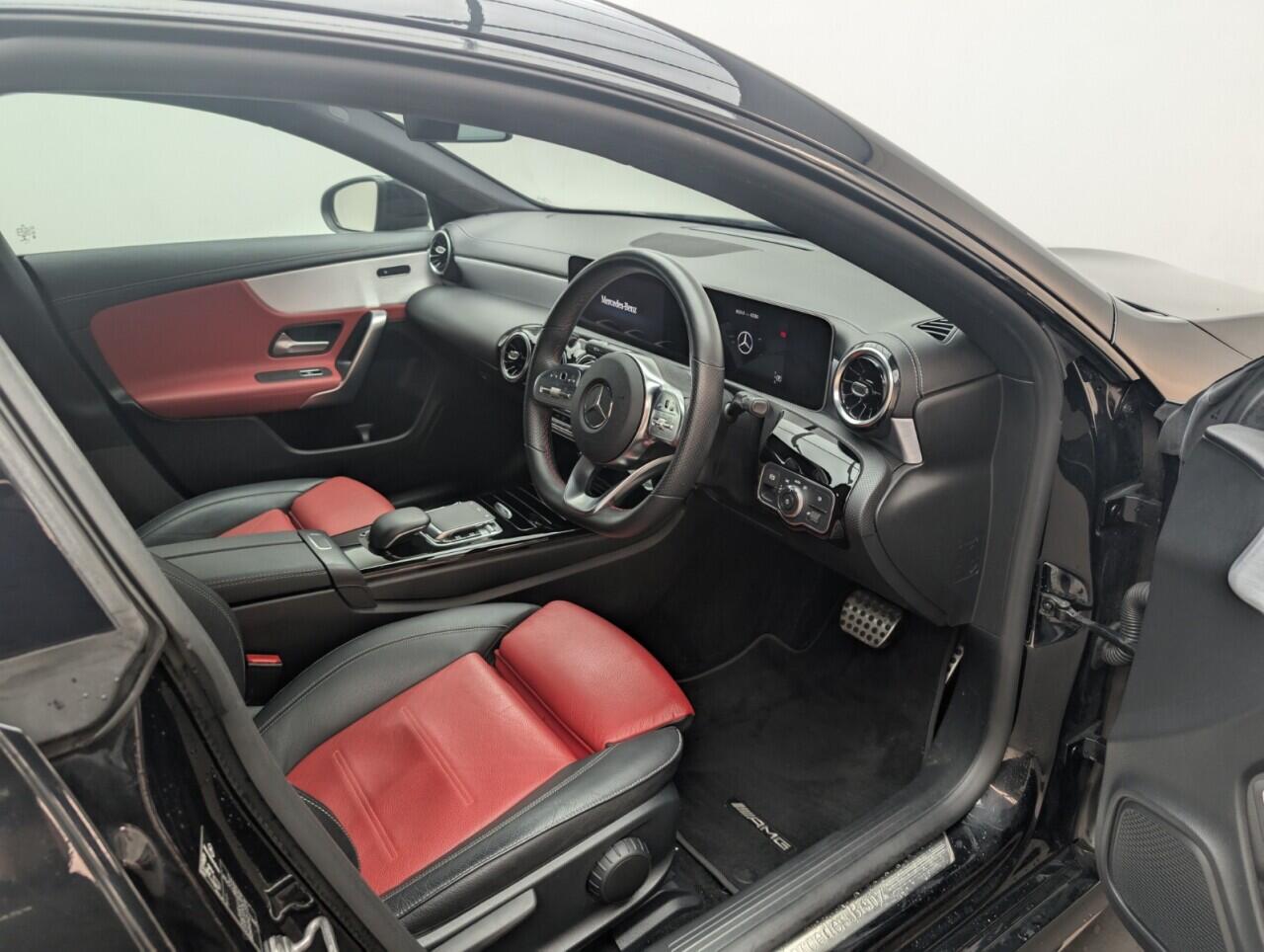 Used Mercedes-Benz CLA 2019 for sale - 76425279: Photo 11