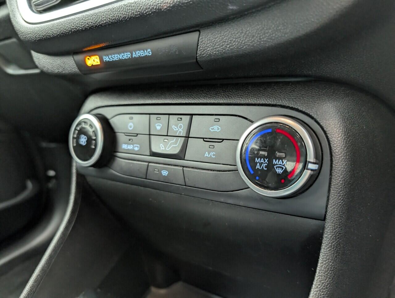 Used Ford Fiesta 2018 for sale - 76512967: Photo 15