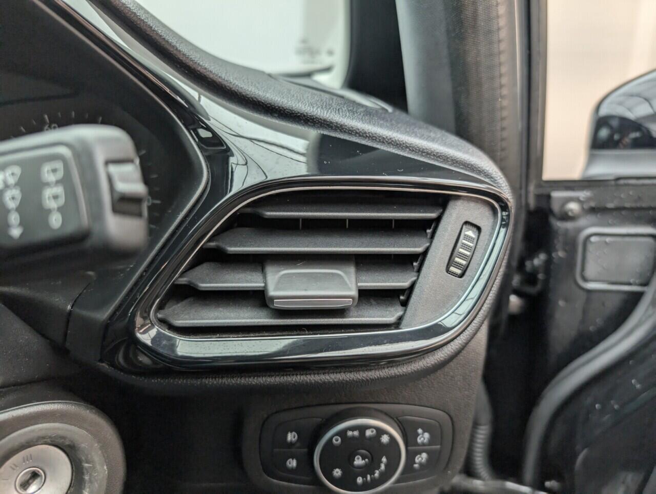 Used Ford Fiesta 2018 for sale - 76512967: Photo 20