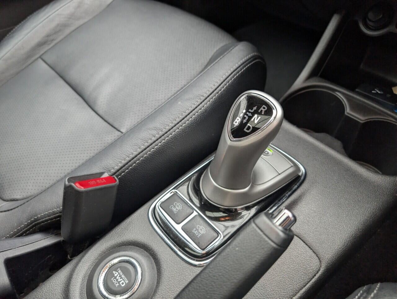 Used Mitsubishi Outlander 2015 for sale - 77203712: Photo 18