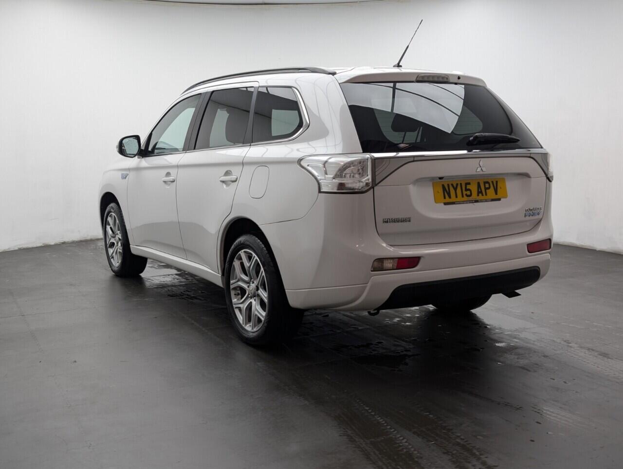 Used Mitsubishi Outlander 2015 for sale - 77203712: Photo 6