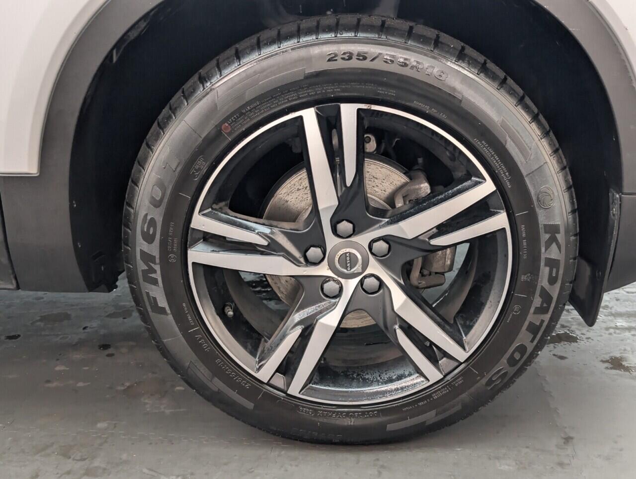 Used Volvo XC40 2021 for sale - 76425402: Photo 10