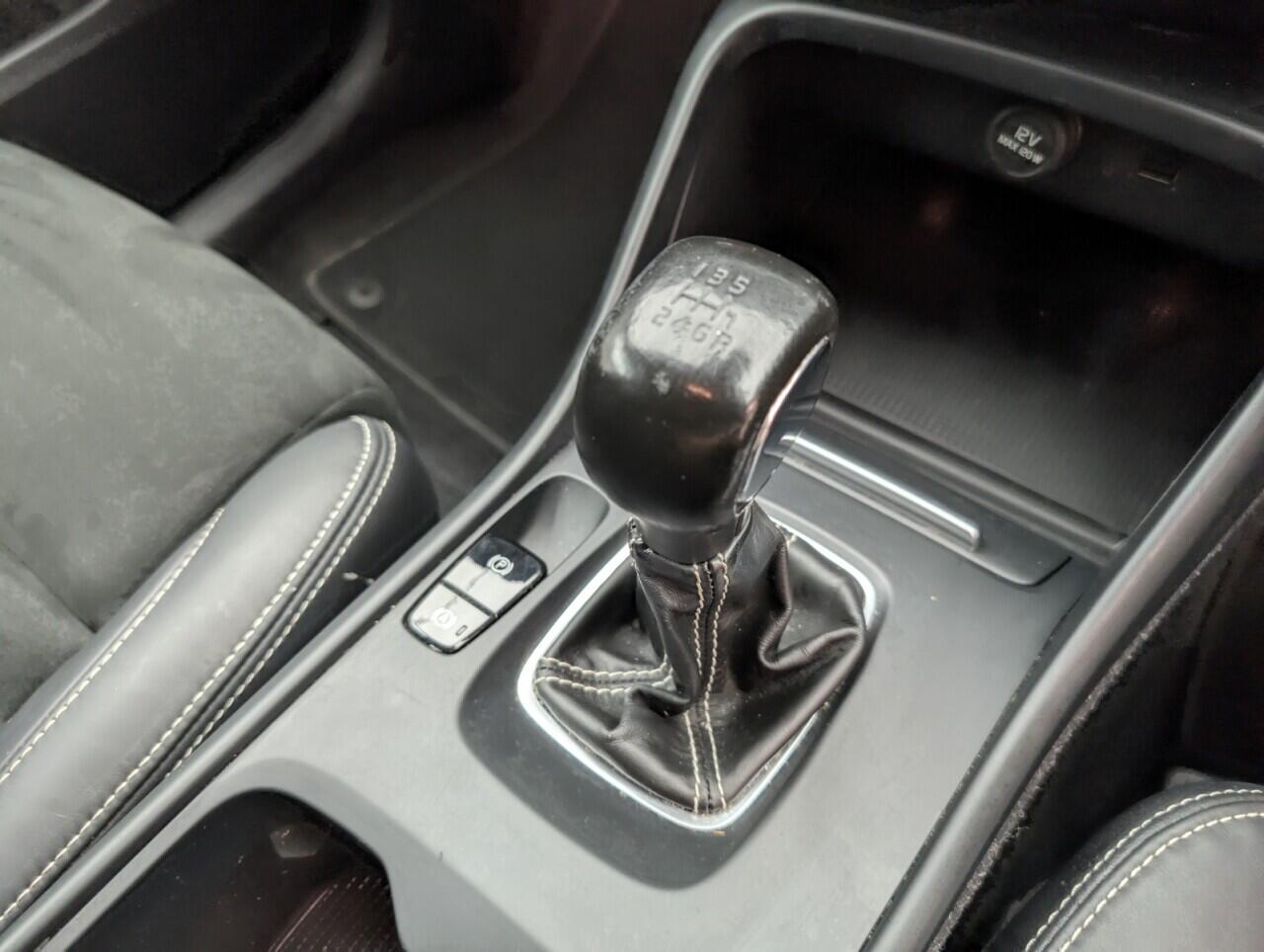 Used Volvo XC40 2021 for sale - 76425402: Photo 17