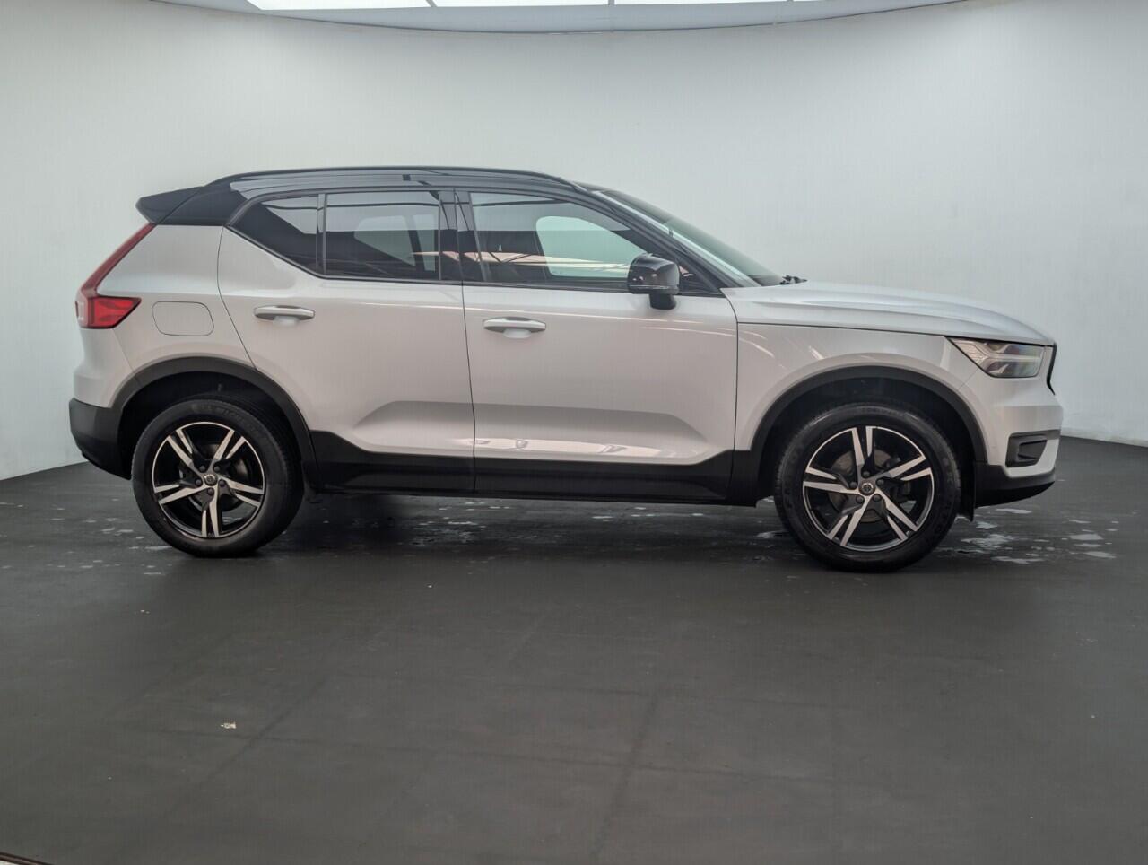 Used Volvo XC40 2021 for sale - 76425402: Photo 9