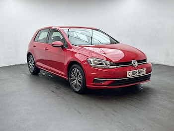 Used Volkswagen Golf 2018 for sale - 79137763: Photo