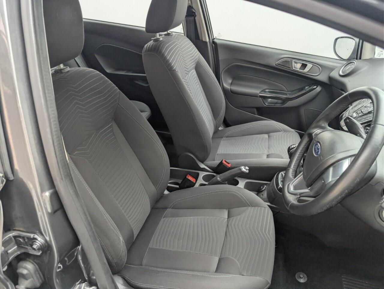 Used Ford Fiesta 2016 for sale - 76422919: Photo 23