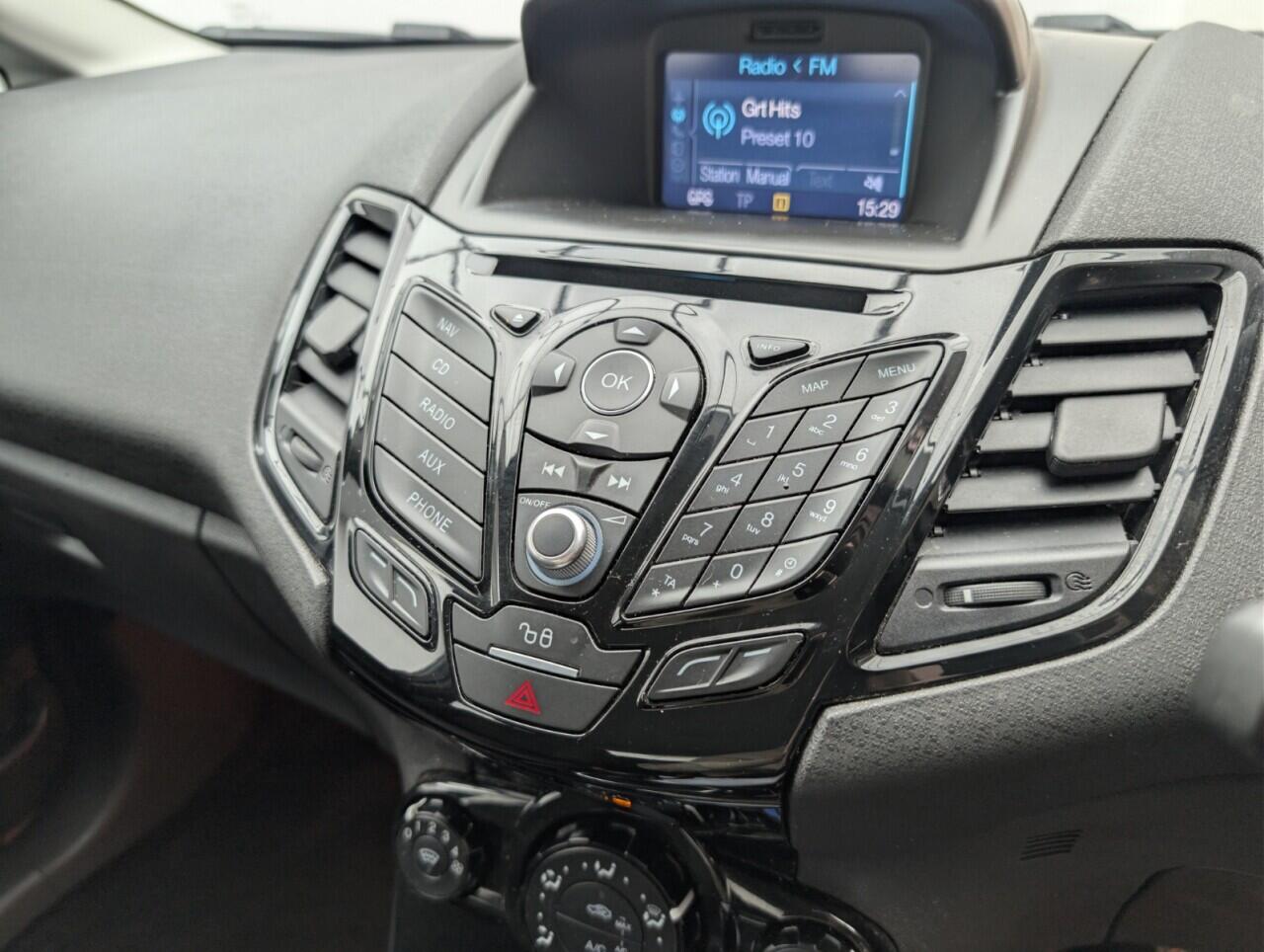 Used Ford Fiesta 2016 for sale - 76422919: Photo 25