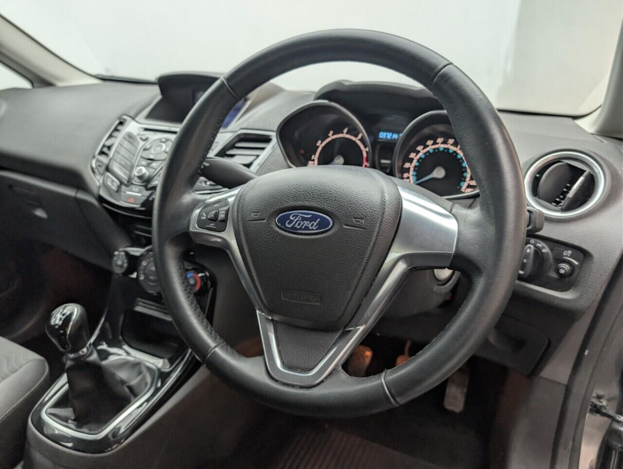 Used Ford Fiesta 2016 for sale - 76422919: Photo 31