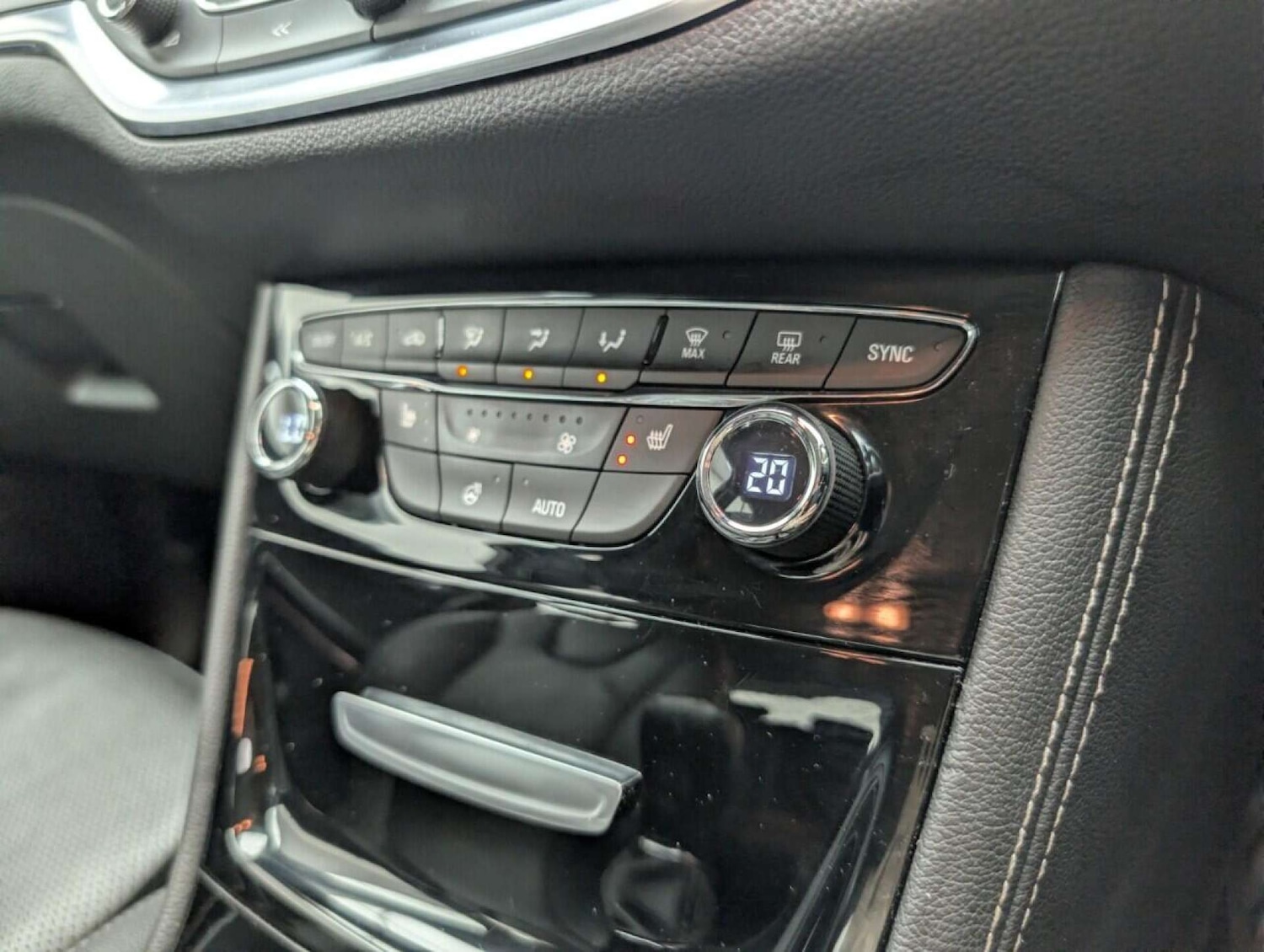 Used Vauxhall Astra 2016 for sale - 77714275: Photo 15