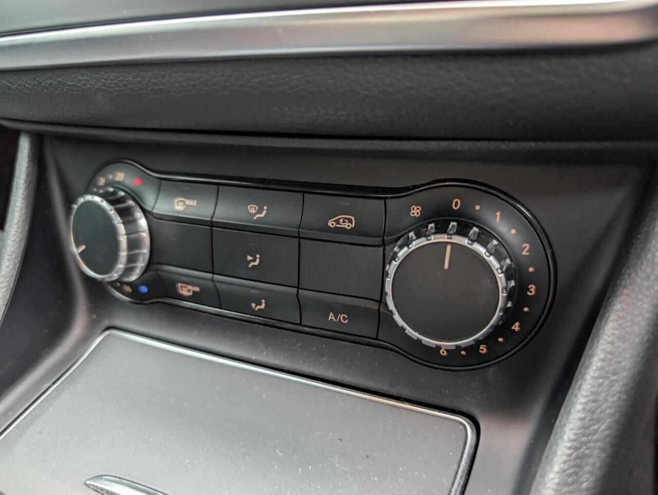 Used Mercedes-Benz GLA 2019 for sale - 77143802: Photo 16