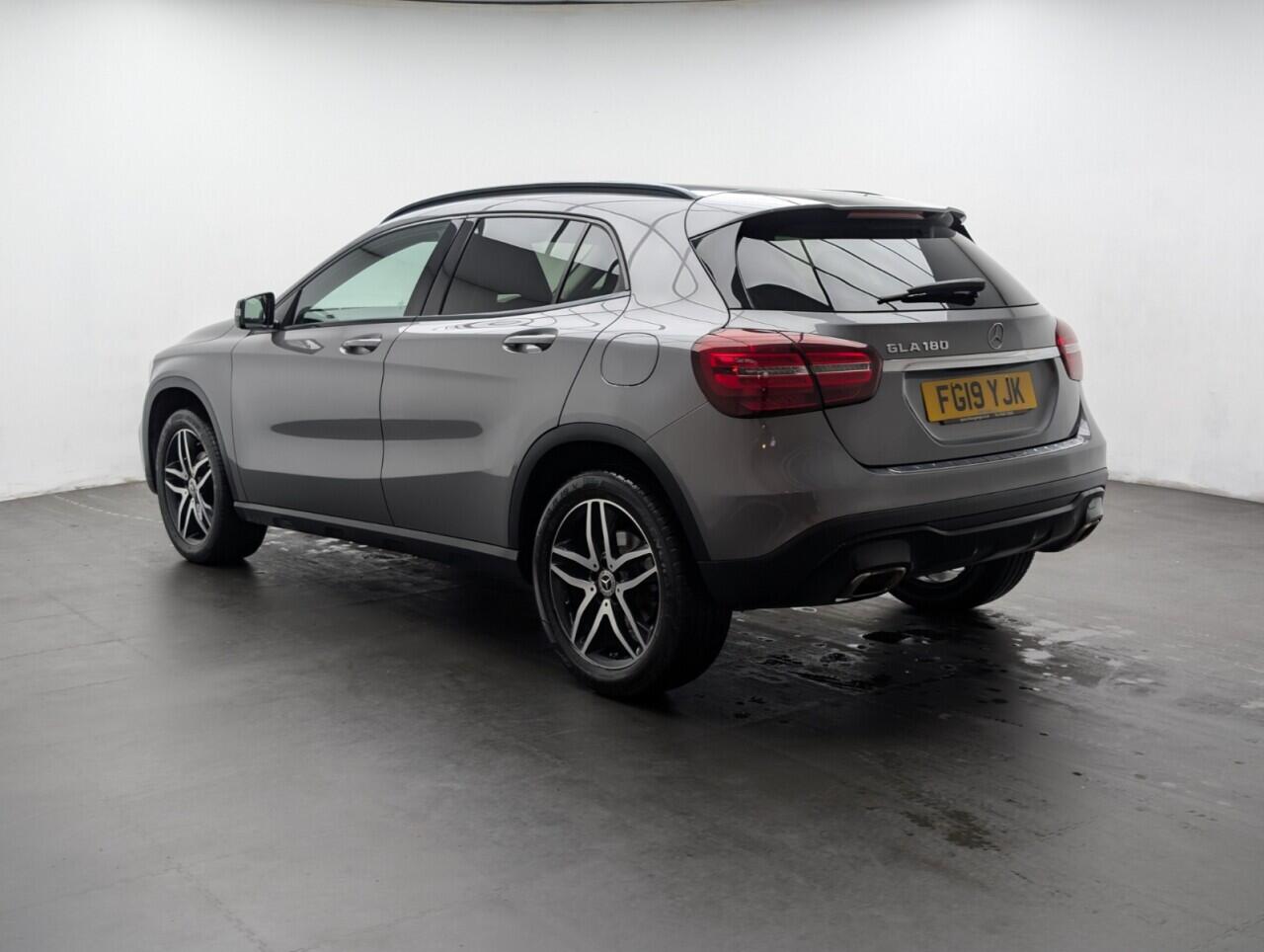 Used Mercedes-Benz GLA 2019 for sale - 77143802: Photo 6