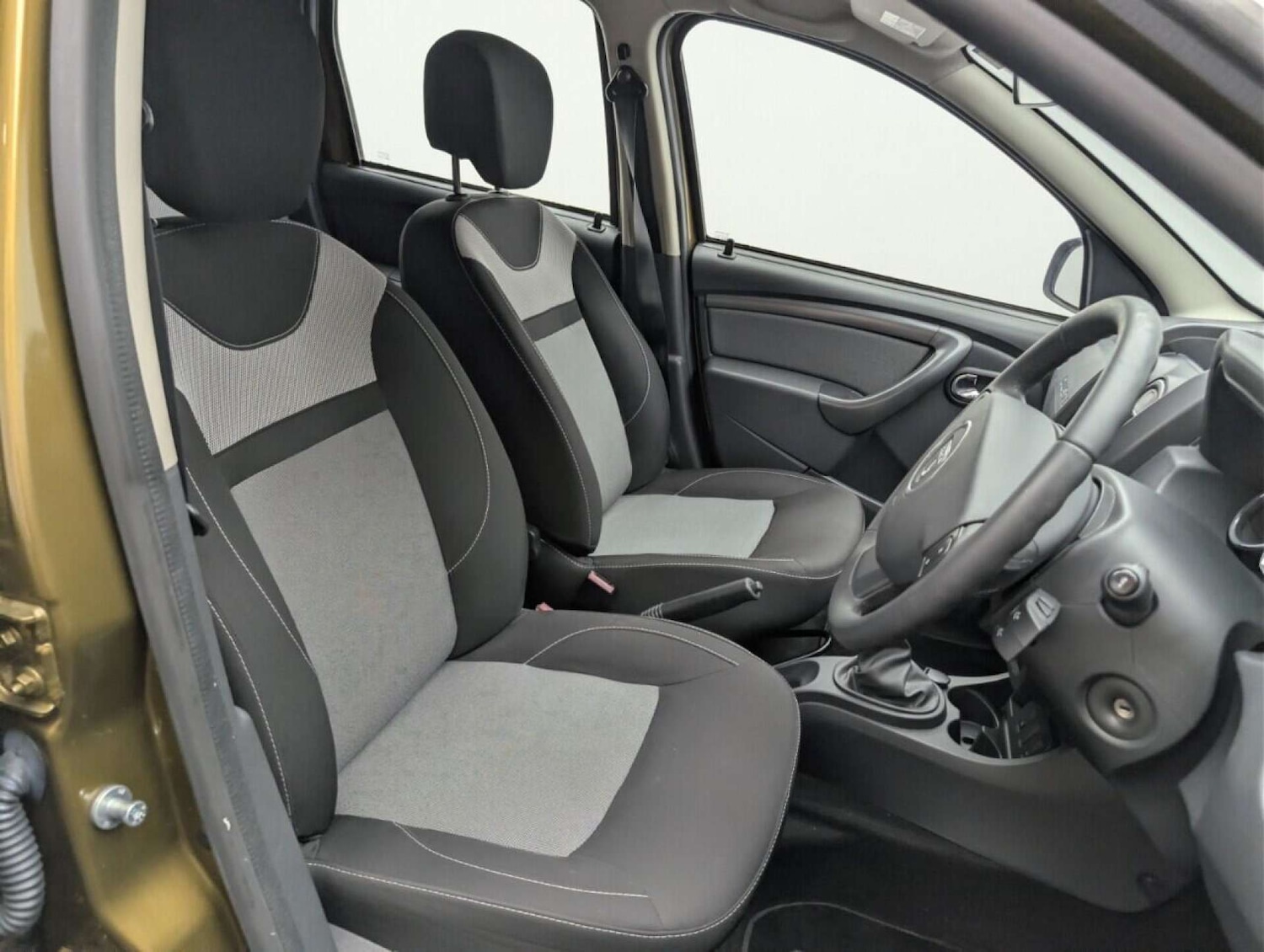 Used Dacia Duster 2016 for sale - 77762375: Photo 12