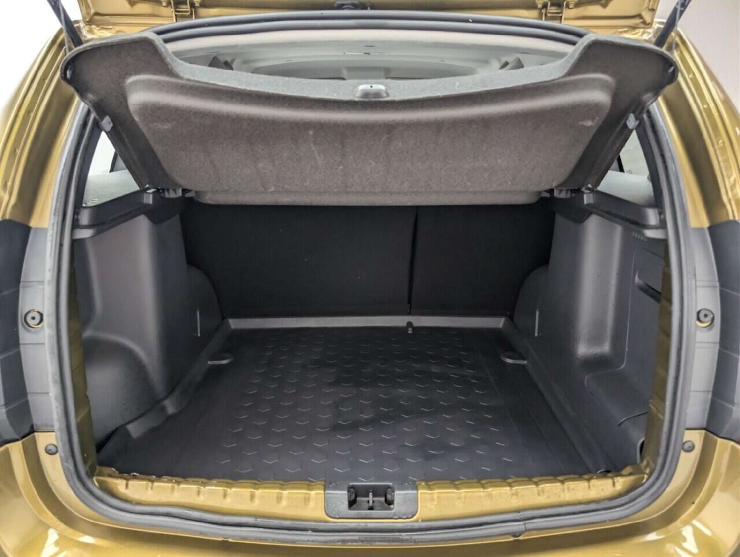 Used Dacia Duster 2016 for sale - 77762375: Photo 22