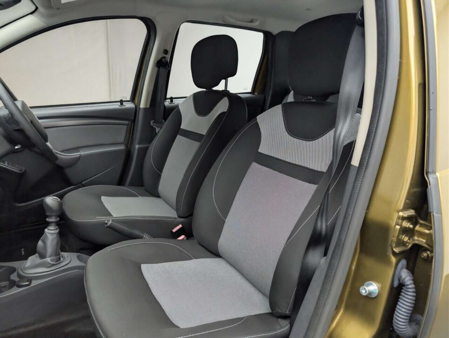 Used Dacia Duster 2016 for sale - 77762375: Photo 24