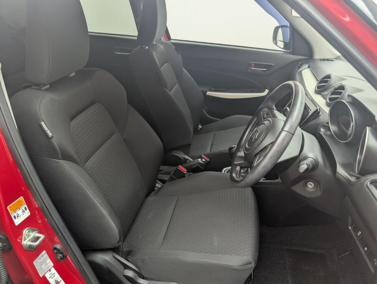 Used Suzuki Swift 2019 for sale - 76423994: Photo 12