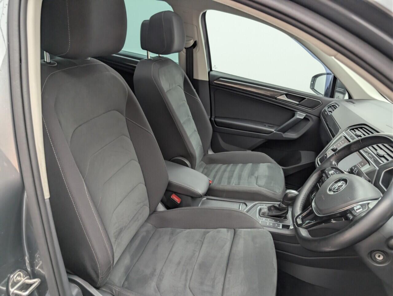 Used Volkswagen Tiguan 2018 for sale - 77109048: Photo 12