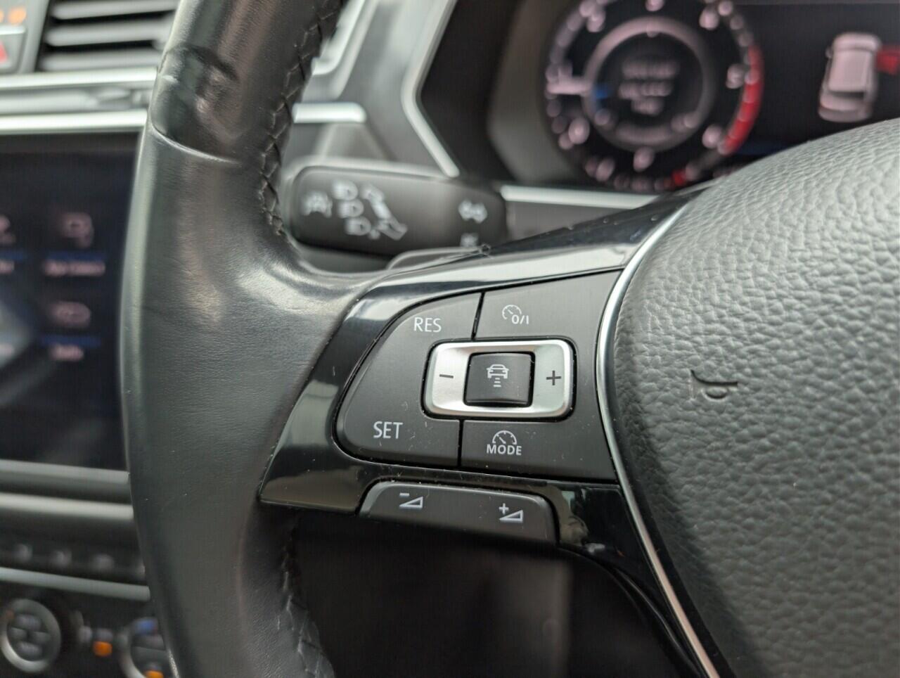 Used Volkswagen Tiguan 2018 for sale - 77109048: Photo 19