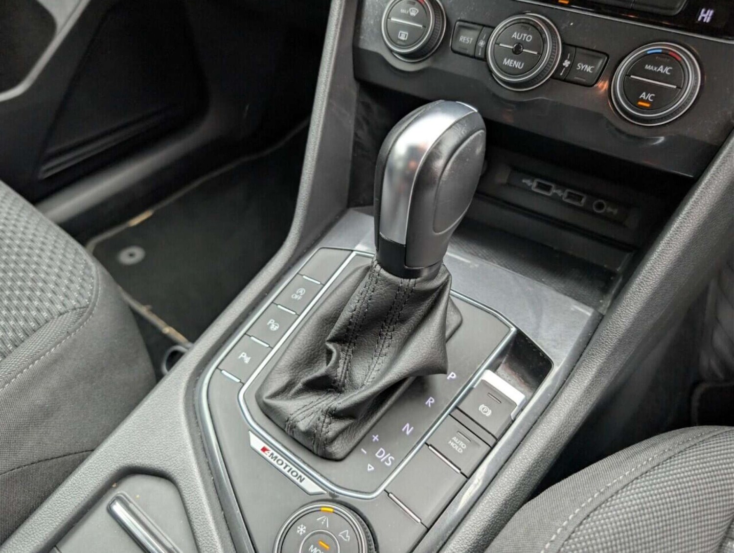 Used Volkswagen Tiguan Allspace 2021 for sale - 77714235: Photo 16