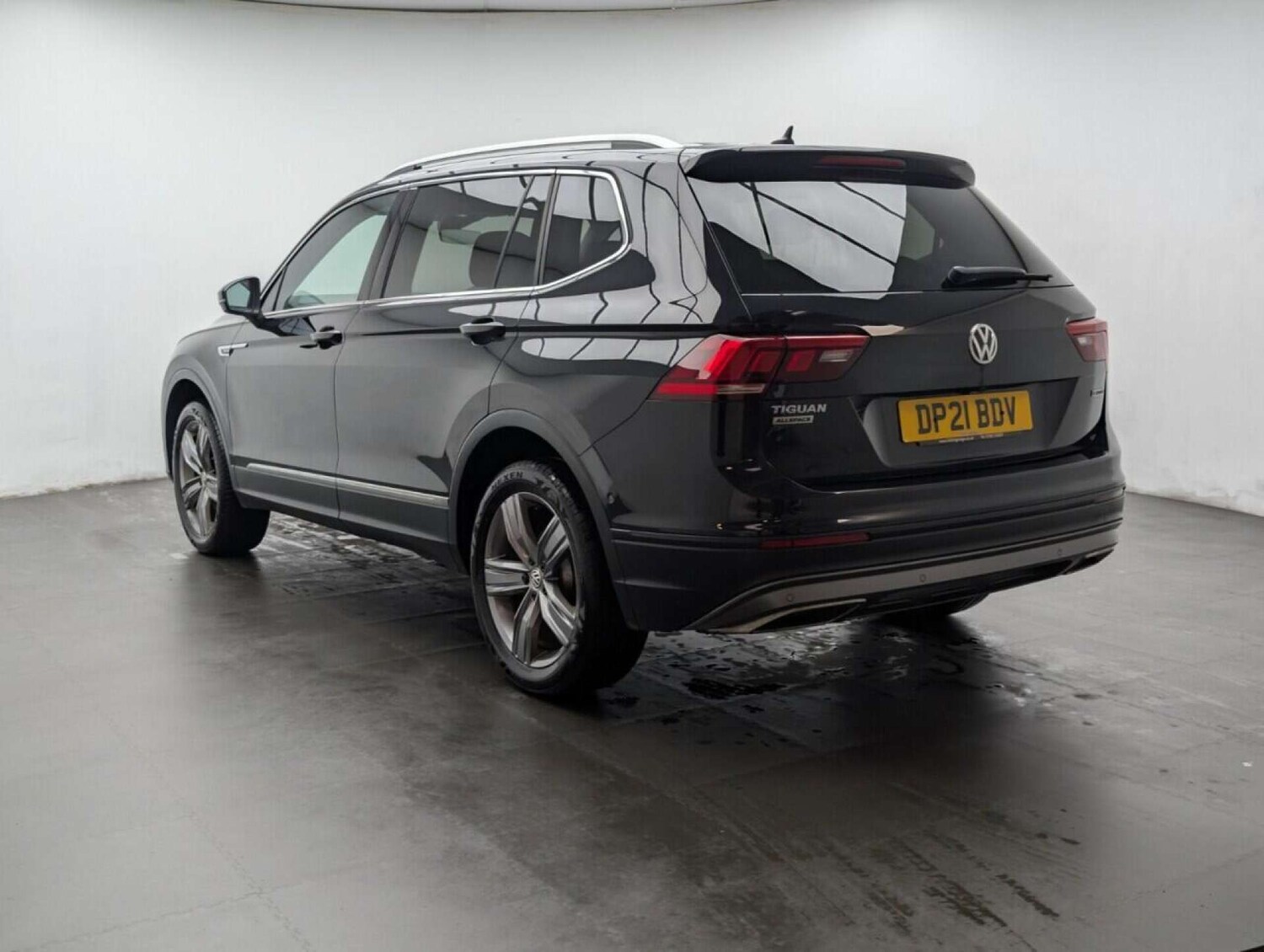 Used Volkswagen Tiguan Allspace 2021 for sale - 77714235: Photo 6