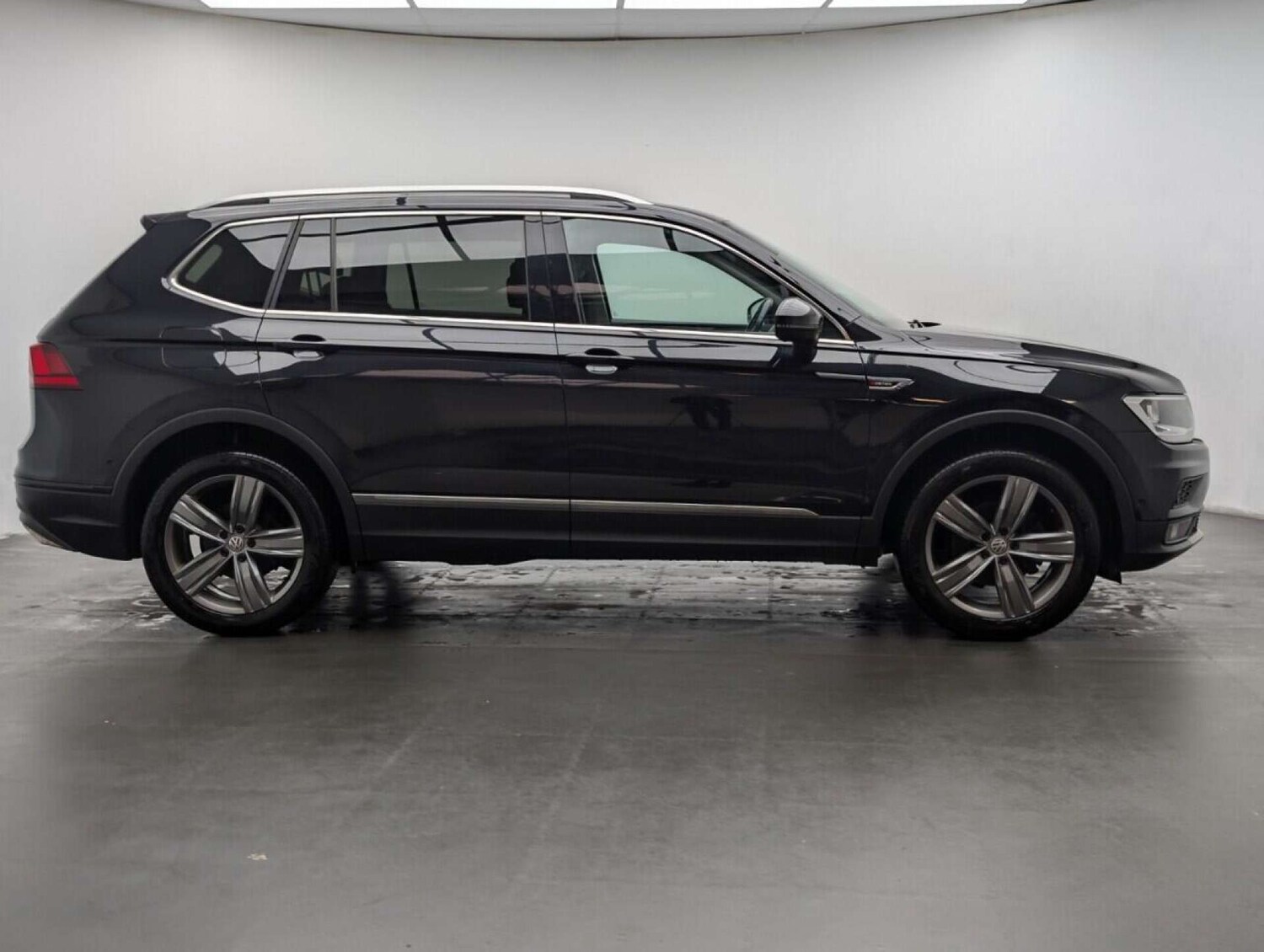 Used Volkswagen Tiguan Allspace 2021 for sale - 77714235: Photo 9