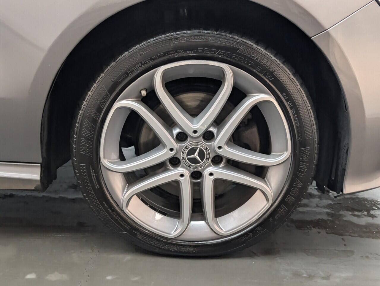 Used Mercedes-Benz A-Class 2018 for sale - 76425560: Photo 10