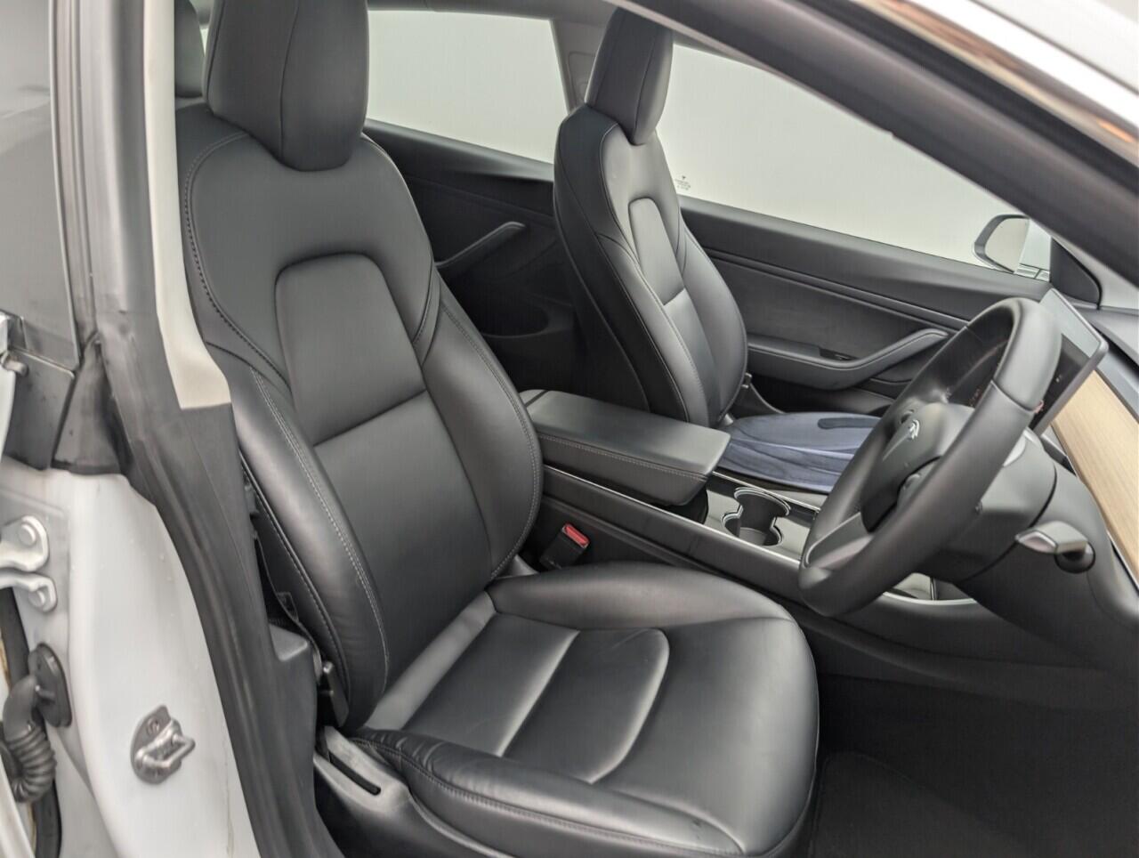 Used Tesla Model 3 2020 for sale - 77229954: Photo 11