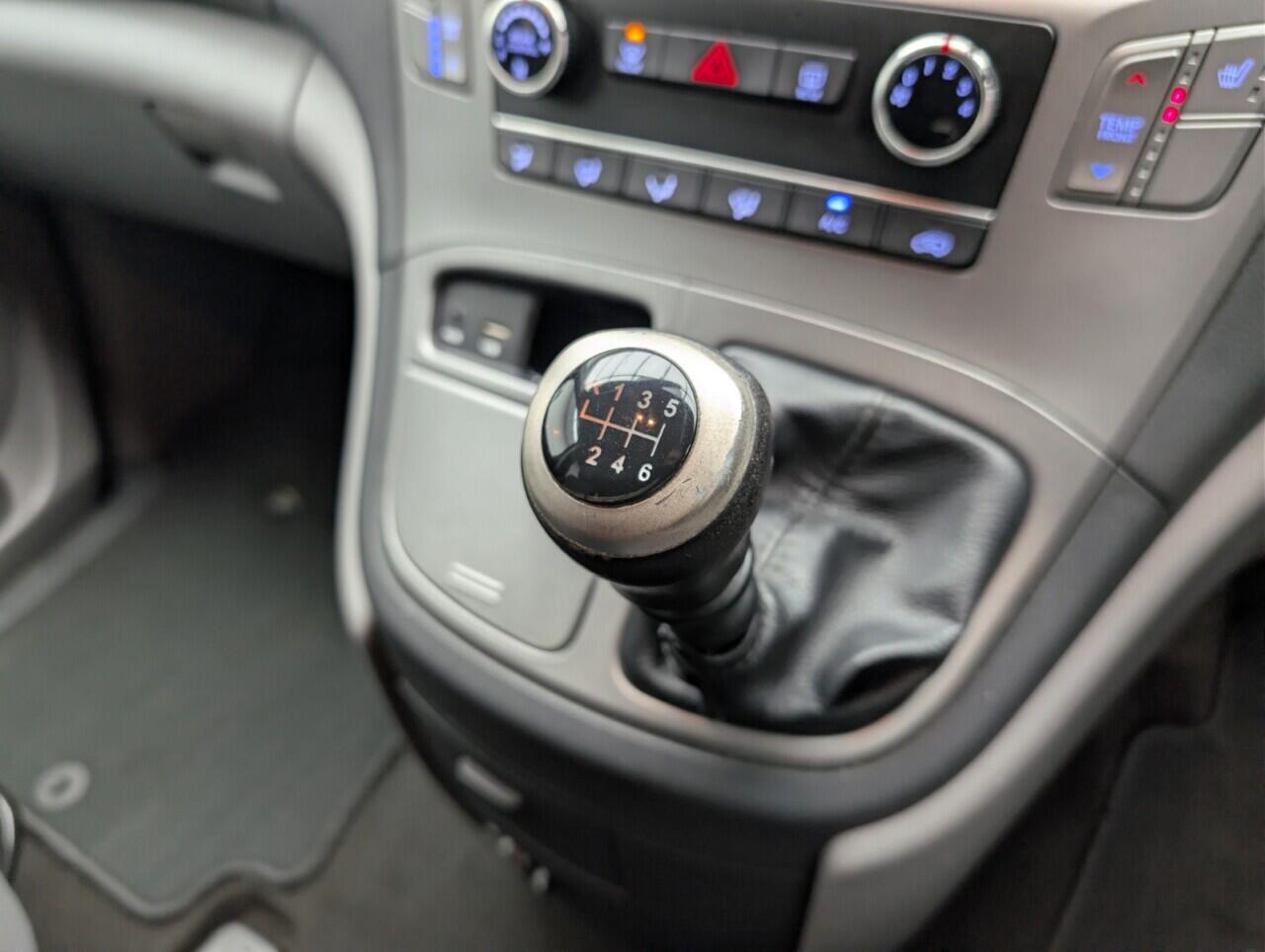 Used Hyundai i800 2016 for sale - 77633197: Photo 15