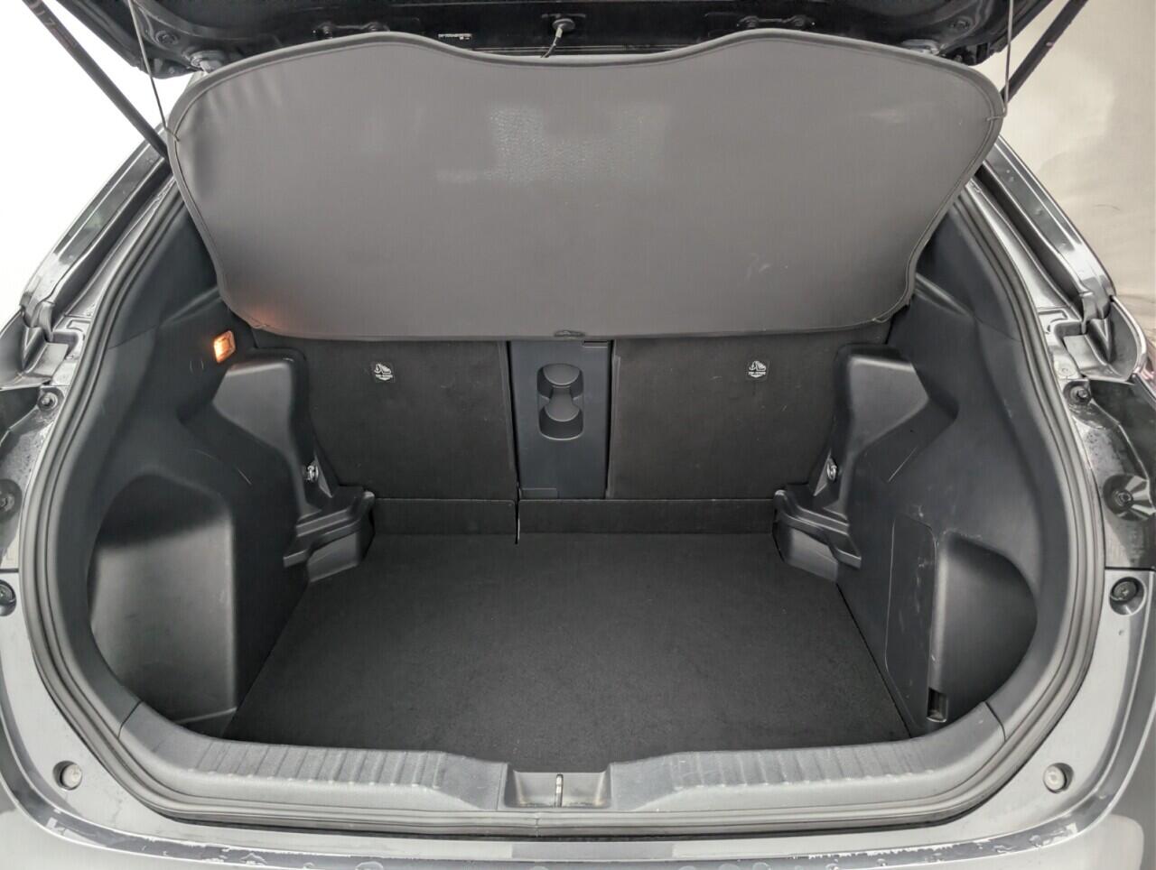 Used Toyota Yaris Cross 2022 for sale - 77081406: Photo 37