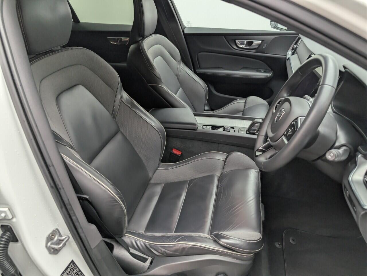 Used Volvo V60 2021 for sale - 76992193: Photo 12