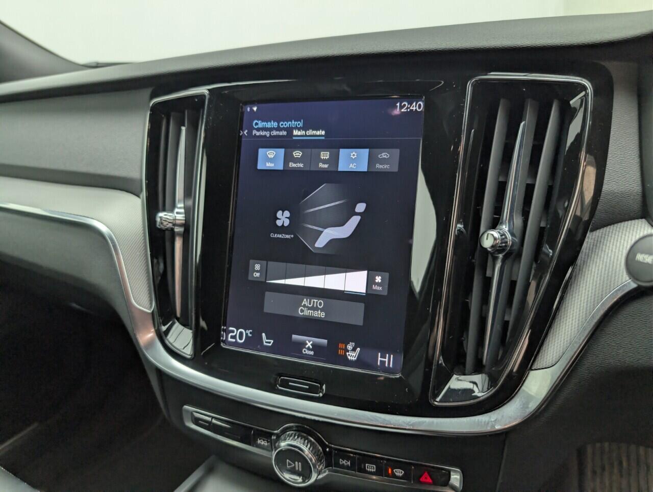 Used Volvo V60 2021 for sale - 76992193: Photo 16