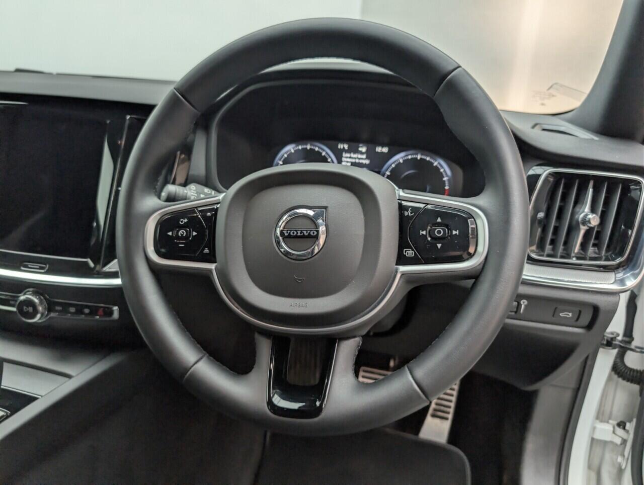 Used Volvo V60 2021 for sale - 76992193: Photo 23