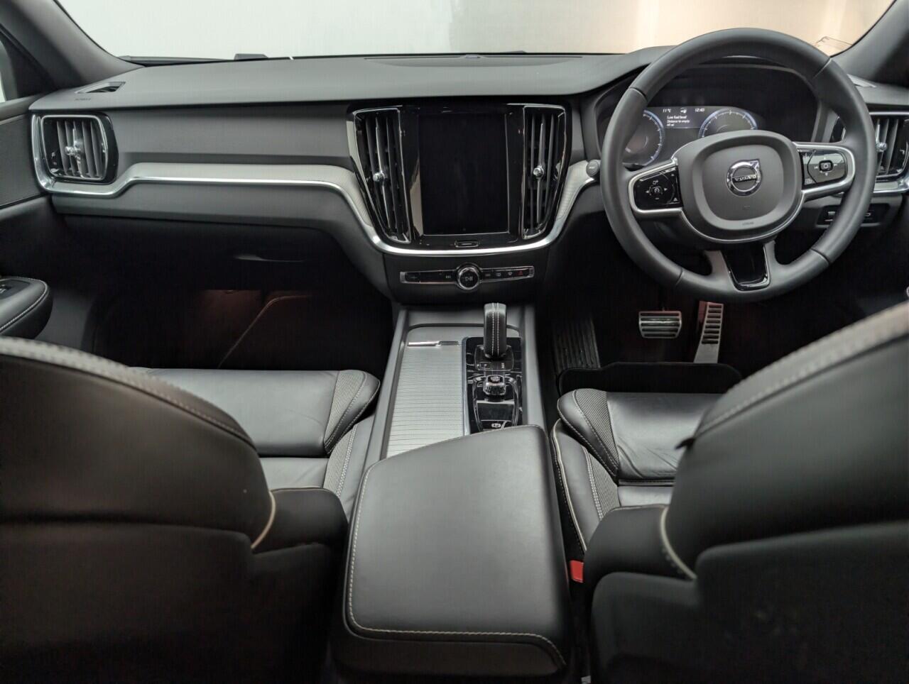 Used Volvo V60 2021 for sale - 76992193: Photo 25