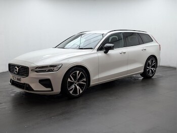 Used Volvo V60 2021 for sale - 76992193: Photo