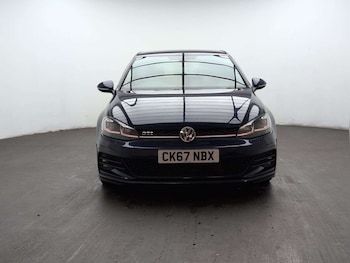 Used Volkswagen Golf 2017 for sale - 79549637: Photo