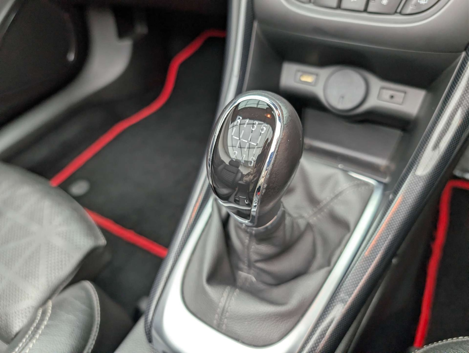 Used Vauxhall Cascada 2017 for sale - 77989967: Photo 19